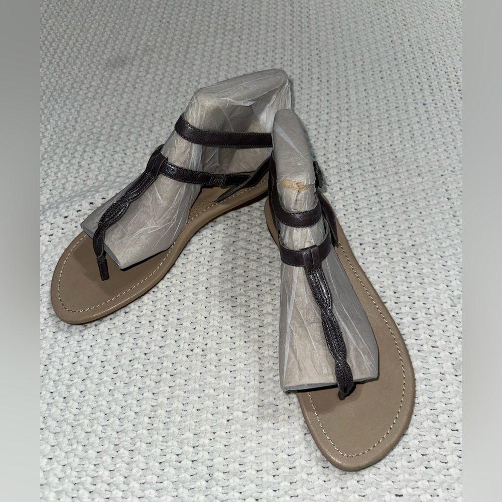 UGG Australia graphite leather "Aubray" braided front ankle strap sandals‎ W 9